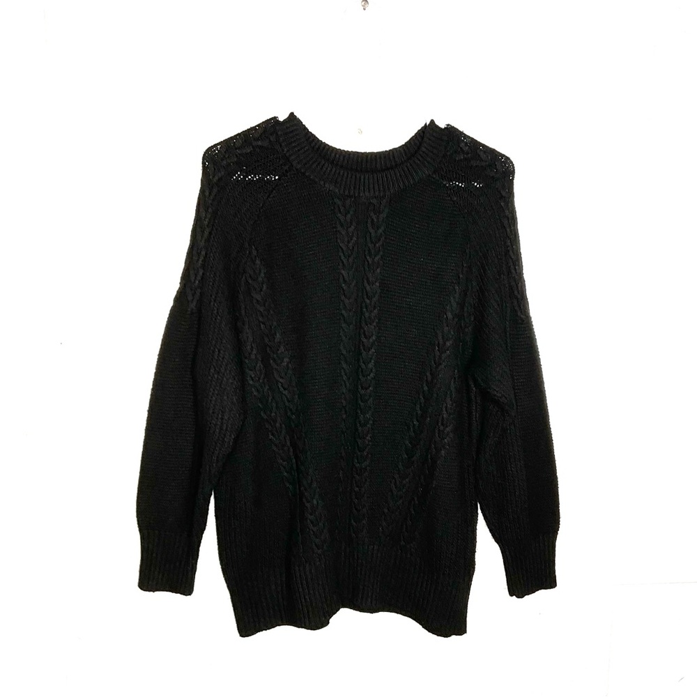 < Wonderly Black Oversized Cable Knit Sweater > - Picture 1 of 4